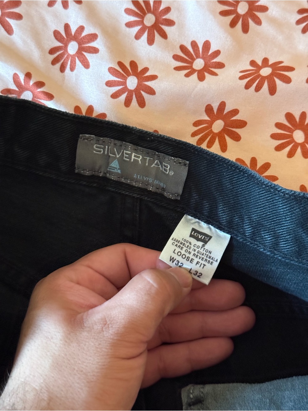 Slivertab Levis - Picture 8 of 10